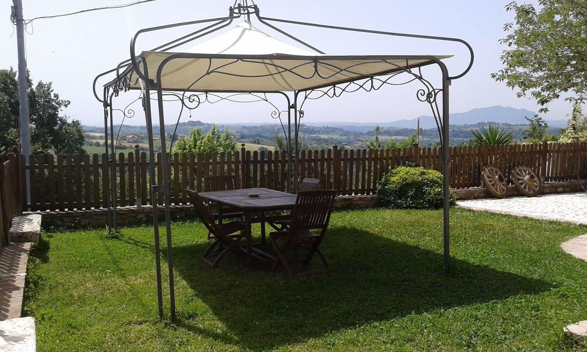Casa Vacanza Spirito Libero Pianello  ภายนอก รูปภาพ