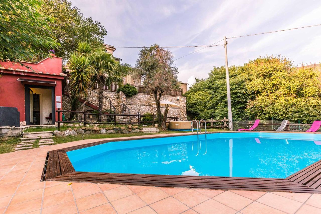 Casa Vacanza Spirito Libero Pianello  ภายนอก รูปภาพ