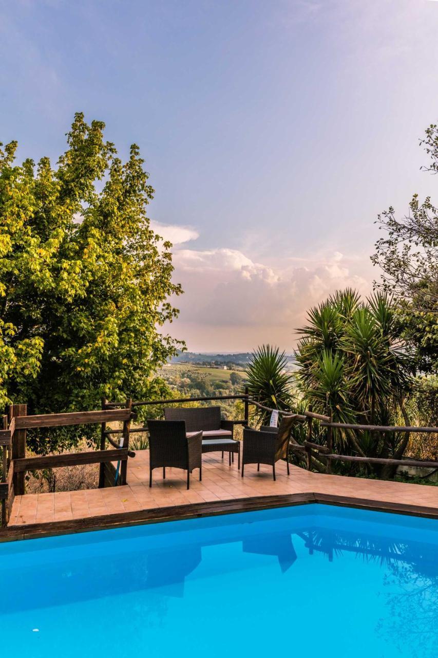 Casa Vacanza Spirito Libero Pianello  ภายนอก รูปภาพ